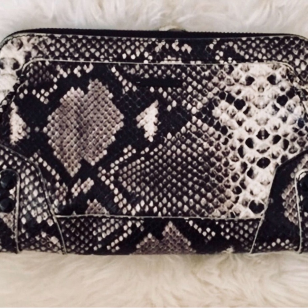 Super Sexy Brand New Women’s Black Grey Rebecca Minkoff Leather Snakeskin Clutch